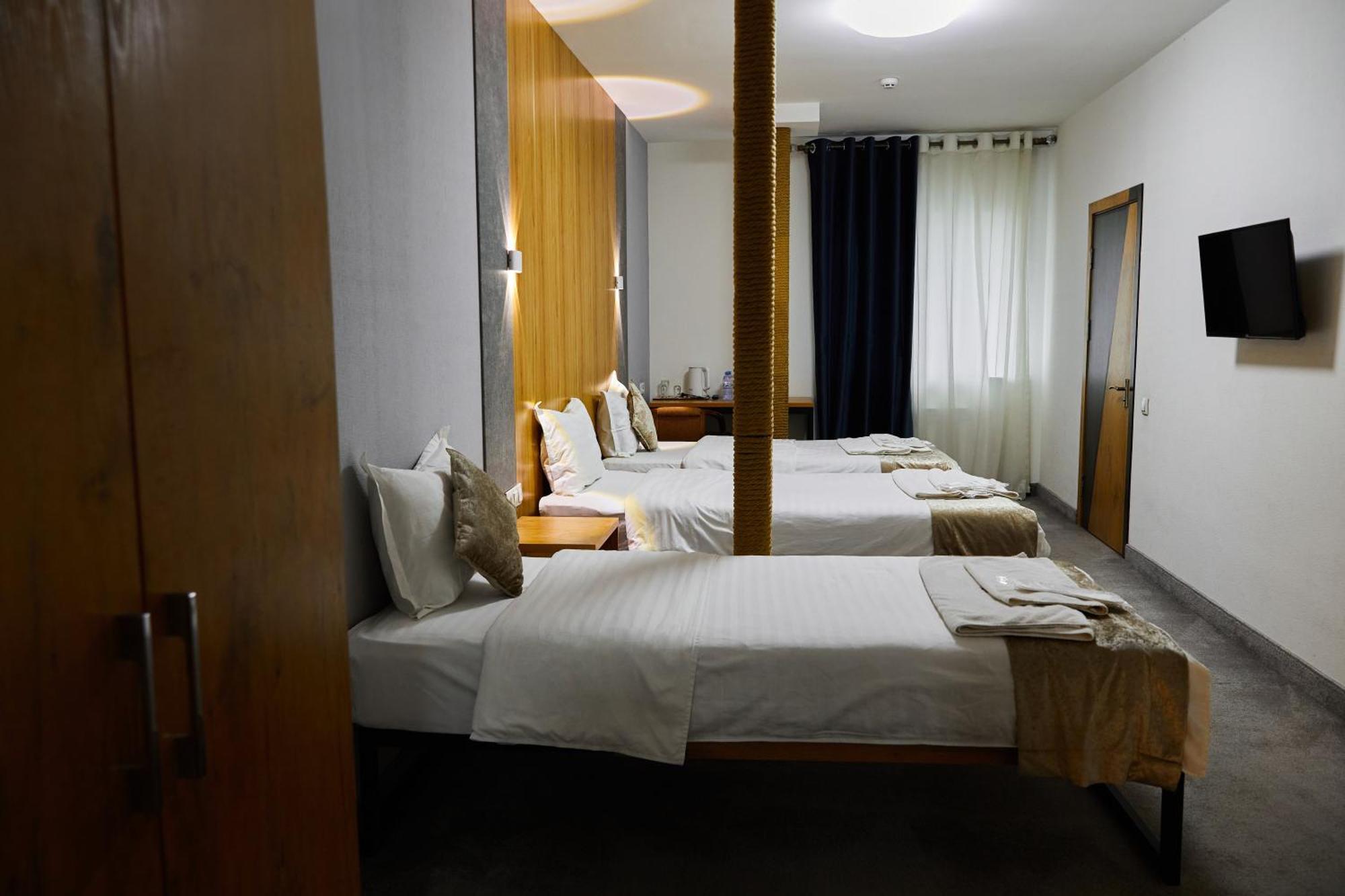 Art Plaza Hotel Tashkent Esterno foto