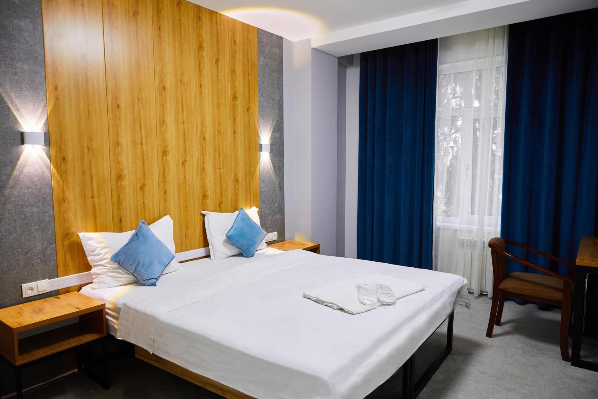 Art Plaza Hotel Tashkent Esterno foto