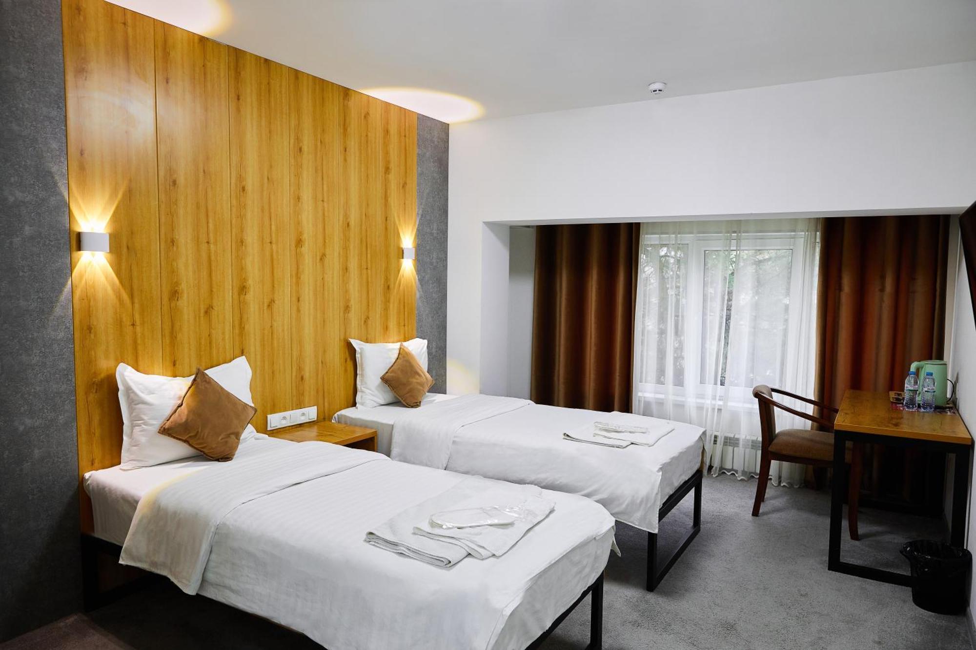 Art Plaza Hotel Tashkent Esterno foto