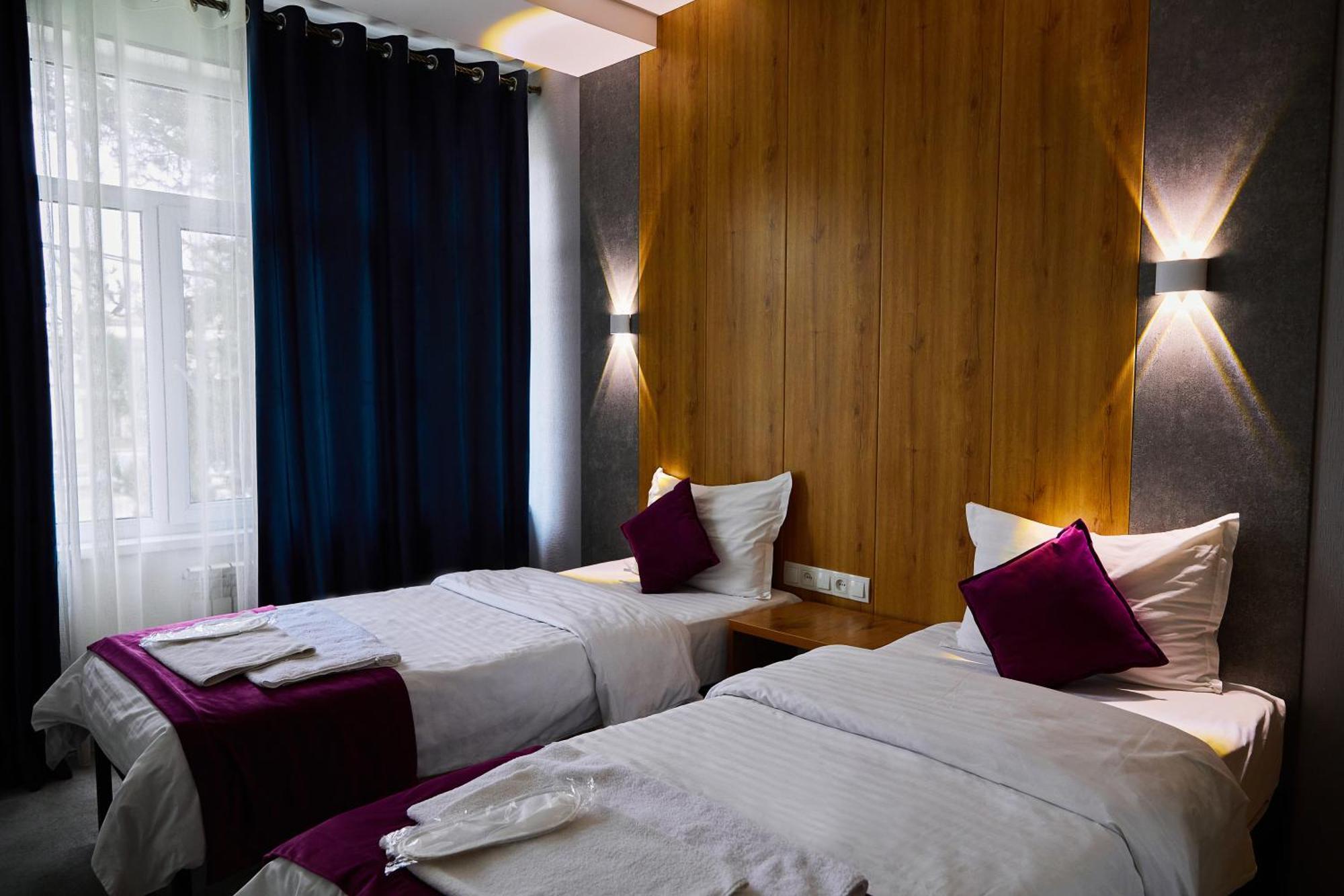 Art Plaza Hotel Tashkent Esterno foto