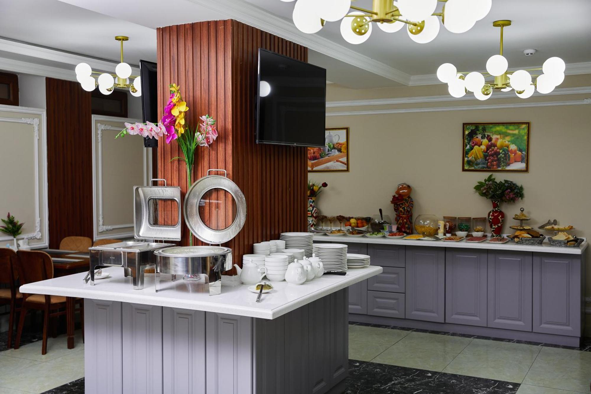 Art Plaza Hotel Tashkent Esterno foto
