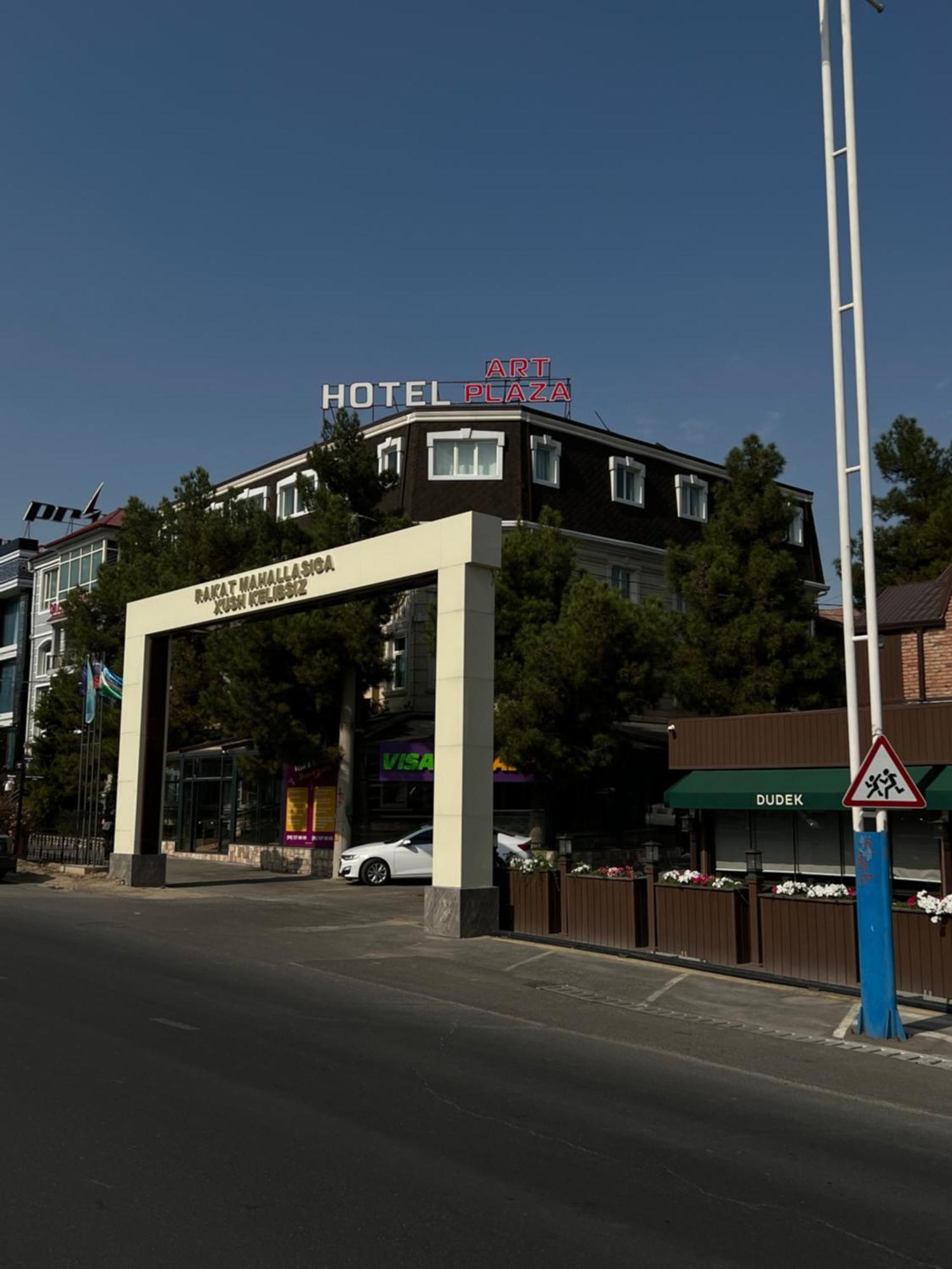 Art Plaza Hotel Tashkent Esterno foto